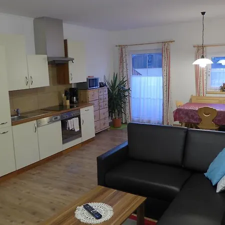 Popp'n Angerl Apartment *